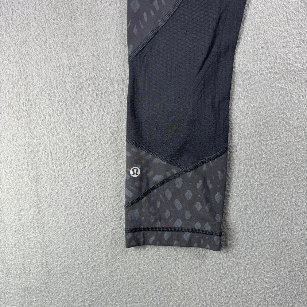 Lululemon‎ Leggings Women 4 Athletica Black Print Crop Yoga Run Hike Lounge